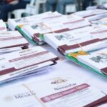 Reciben 289 estudiantes de Tuxpan Beca Rita Cetina