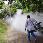 Emprenden jornada de fumigación contra el dengue en Arbolillo; benefician a cerca de 500 alvaradeños
